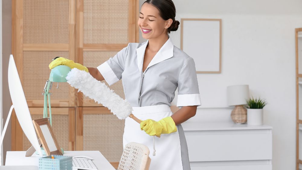 Home cleaner in College Place, WA